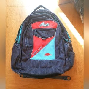 Roots backpack 20inch several compartments. Used condition